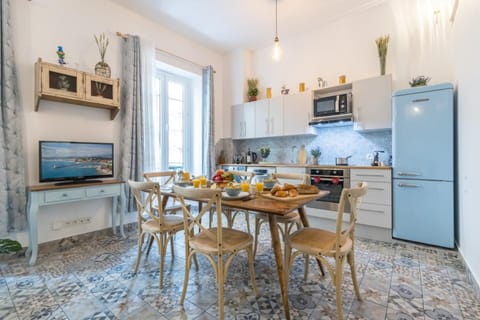 MY CASA - FRICERO - Comfortable 5 people- 200m near the Sea Apartment in Nice