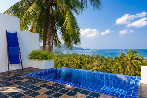 Balcony/Terrace, Sea view, Swimming pool