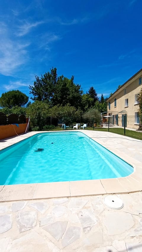 Mas de la Grave Bed and Breakfast in Pernes-les-Fontaines