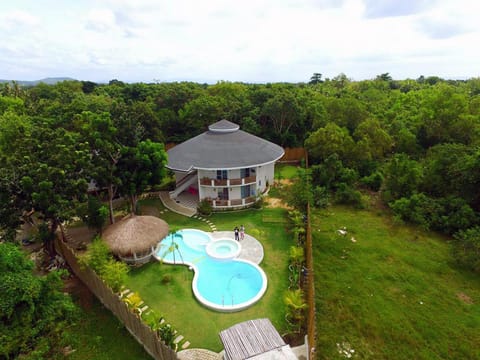 Bird's eye view, Swimming pool