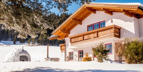 Property building, Facade/entrance, Day, Winter, On site