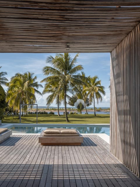 Garden, View (from property/room), Pool view, Swimming pool, sunbed