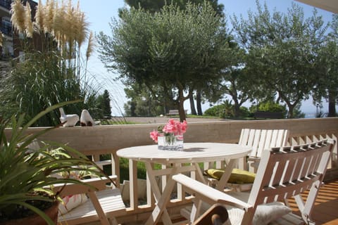 Off site, Day, Balcony/Terrace, On site, Garden view, Sea view