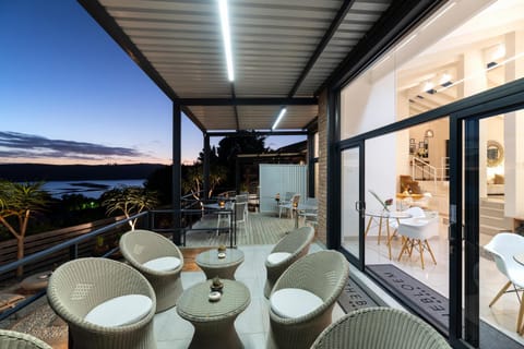 THEBLOEM Guest Suites by Knysna Paradise Collection Bed and Breakfast in Knysna