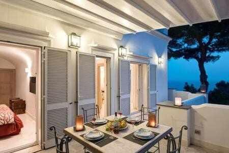 GOCCE VILLAS - Villa Bouganvillea Superb Capri Villa with Views Villa in Capri