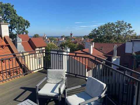 View (from property/room), Balcony/Terrace, City view