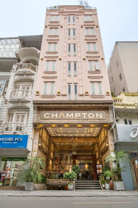 Property building, Facade/entrance
