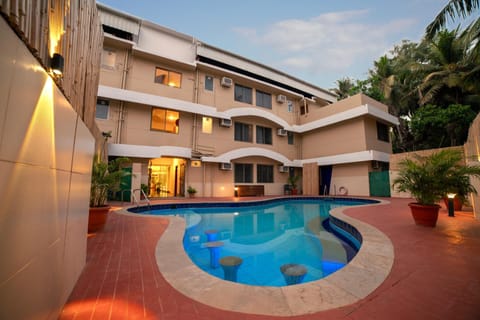 Pool view, Swimming pool