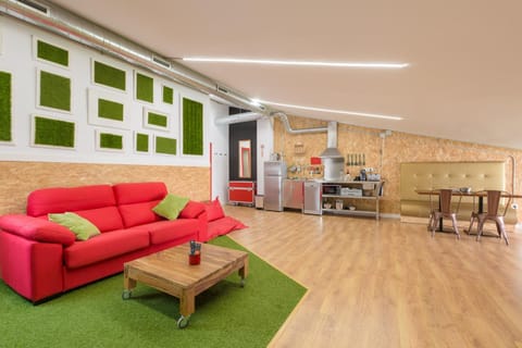 Kitchen or kitchenette, Living room