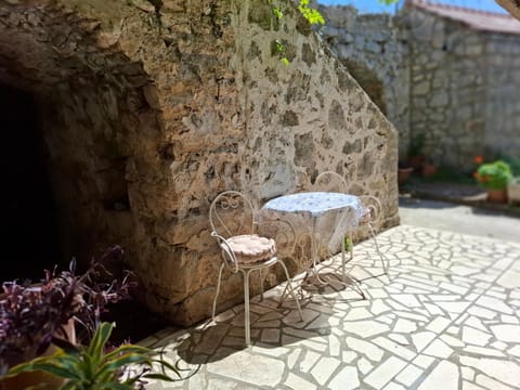Calypso's Cave the Apartment for Animal Lovers Apartment in Dubrovnik-Neretva County