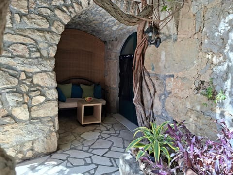 Calypso's Cave the Apartment for Animal Lovers Apartment in Dubrovnik-Neretva County