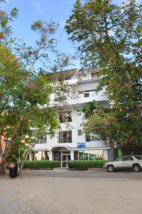 Property building, Facade/entrance