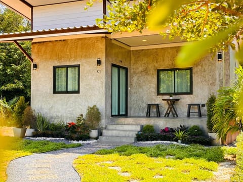 Lanta Queen Resort Resort in Sala Dan