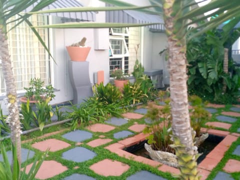 Facade/entrance, Garden