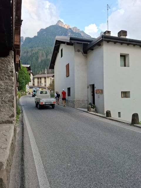 Property building, Street view