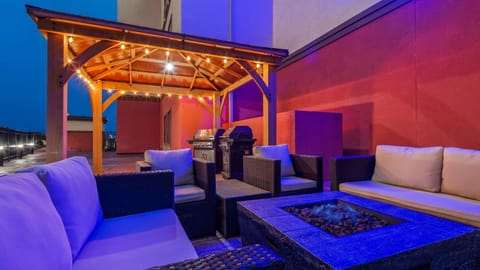 Patio, BBQ facilities, Seating area, On site