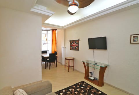 TV and multimedia, Living room, Dining area