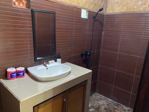 Kulkul Bungalow Campground/
RV Resort in Nusapenida