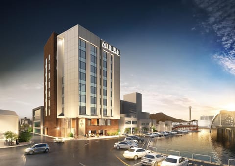 Property building, Facade/entrance