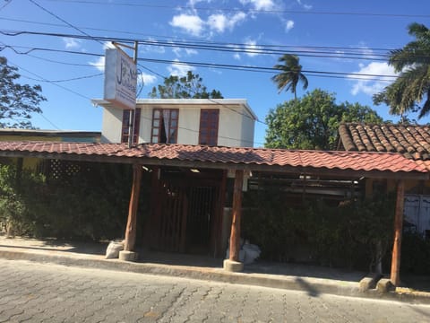 Property building, Day