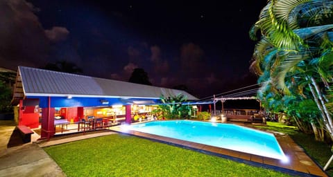 Swimming pool