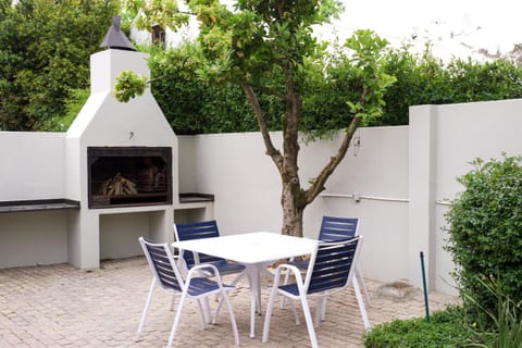 BBQ facilities, Garden