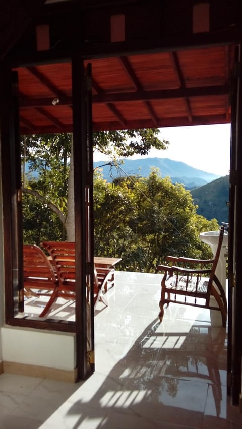 Patio, Natural landscape, View (from property/room), Balcony/Terrace, Dining area, Mountain view