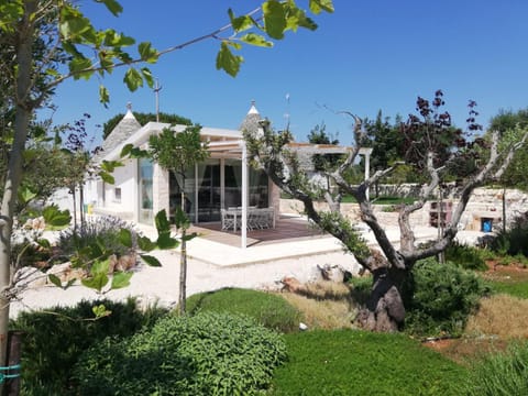 Dimora Millepietre Villa in Province of Taranto