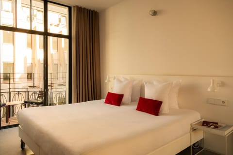 Bed, Balcony/Terrace, Bedroom
