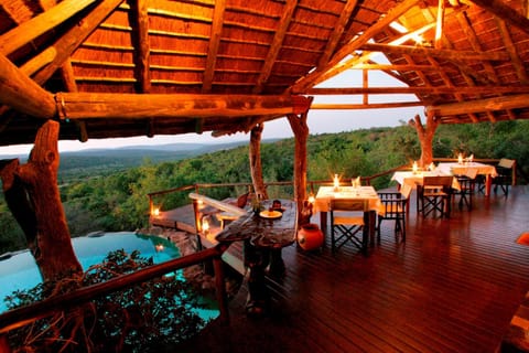 Patio, Dinner