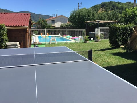 Garden, Table tennis