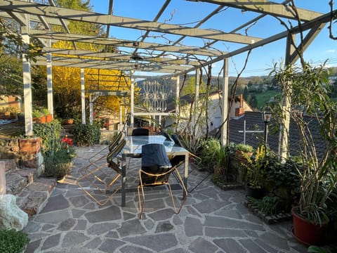 Spring, Garden, Balcony/Terrace, Dining area, Garden view