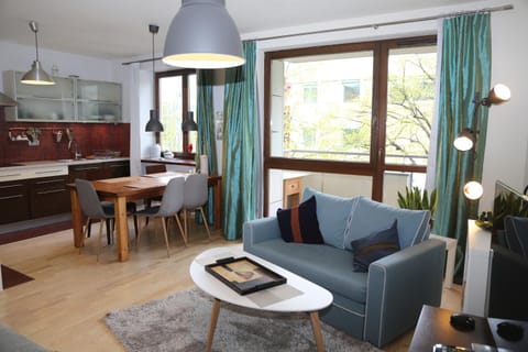 Balcony/Terrace, Balcony/Terrace, Kitchen or kitchenette, Dining area