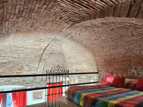Bed, View (from property/room), Photo of the whole room, Decorative detail, Decorative detail, Bedroom