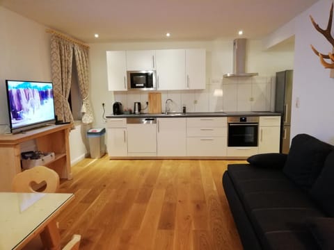 Kitchen or kitchenette, Living room