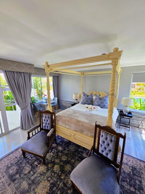 Balcony/Terrace, Mountain view