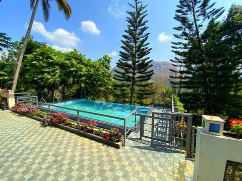 Pool view, Swimming pool