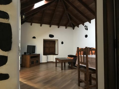 Communal lounge/ TV room, Lounge or bar