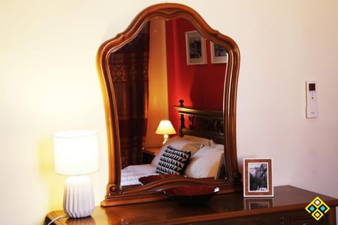 Decorative detail, Bedroom