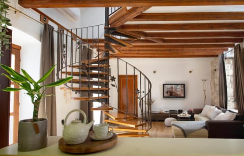 Living room, kitchen