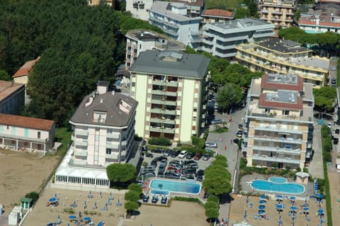 Property building, Bird's eye view