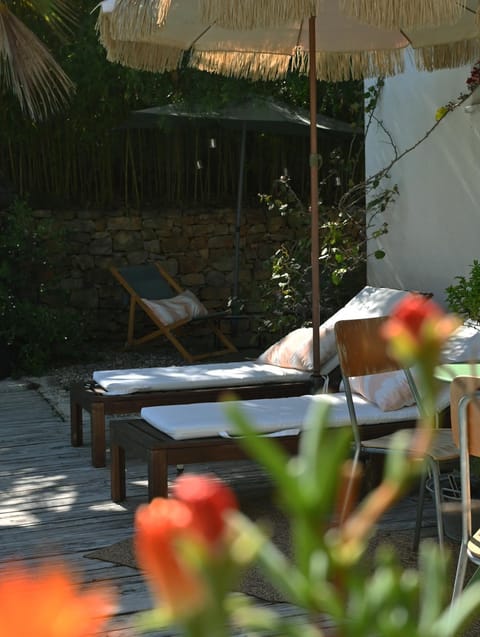 Maison d hôtes LA VILLA MADELEINE Bed and Breakfast in Sanary-sur-Mer