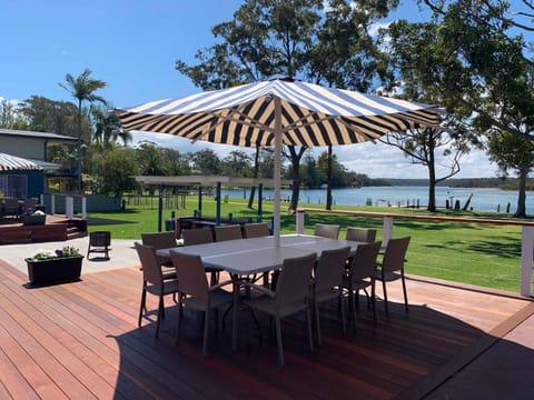 Patio, Natural landscape, BBQ facilities, Fishing, Snorkeling, Balcony/Terrace, Beach, Windsurfing, Canoeing, Cycling, Diving, Lake view, River view, Swimming pool, group of guests, Family