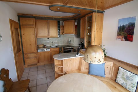 Kitchen or kitchenette, Photo of the whole room