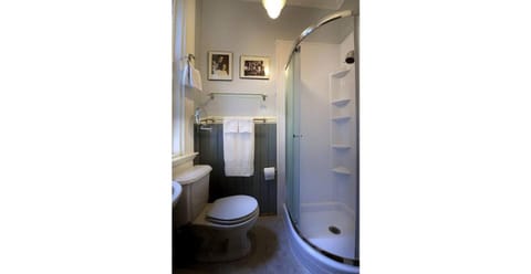 Noe's Nest Bed and Breakfast Bed and Breakfast in San Francisco