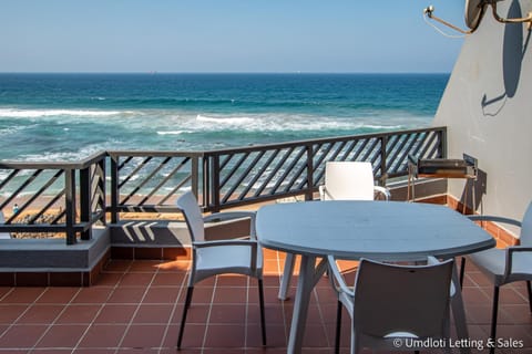 Patio, Sea view