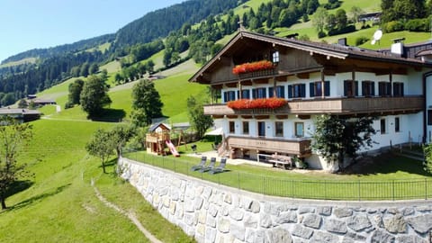 Property building, Day, Natural landscape, BBQ facilities, Children play ground, Garden, View (from property/room), Balcony/Terrace, Mountain view