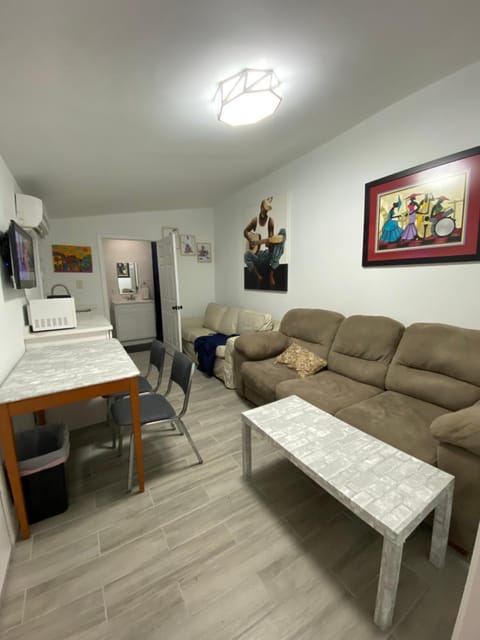 Living room, Lounge or bar, Seating area