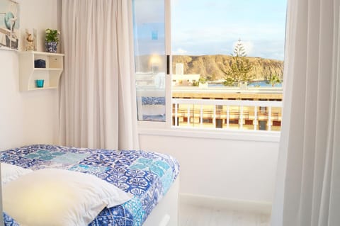 Bedroom, Mountain view, Sea view