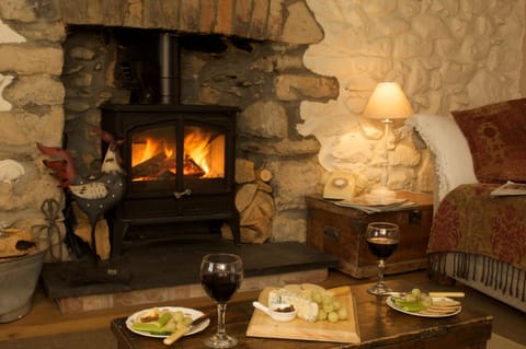 Communal lounge/ TV room, Lounge or bar, Decorative detail, On site, Area and facilities